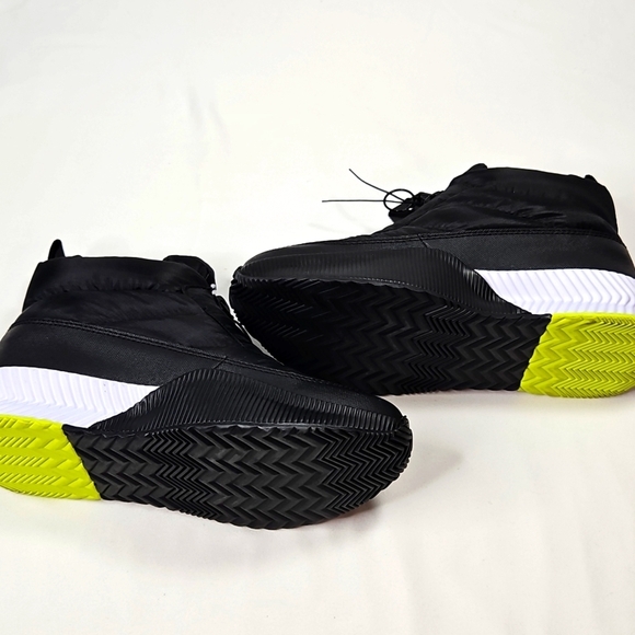 NWOT Women's Sorel Out N About III Puffy Zip Bootie in Black/White – Sz 8 - Picture 5 of 7